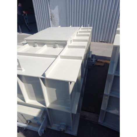 Емкость для перевозки рыбы 2700х1460х1050 мм  фото №2