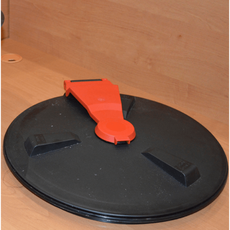 Емкость для перевозки тех. воды 5000 л КАС с крышкой клапаном  фото №2