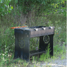 Мангал розбірний високий з вбудованою шашличницею та мотором на 16 шампурів фото